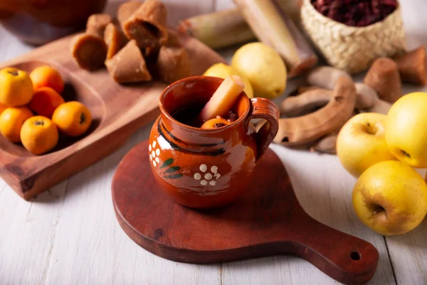 stock image Ponche de Frutas Navidad. In Mexico, Christmas fruit punch is a hot fruit-infused drink, traditionally consumed in the December season during posadas and Christmas Eve.