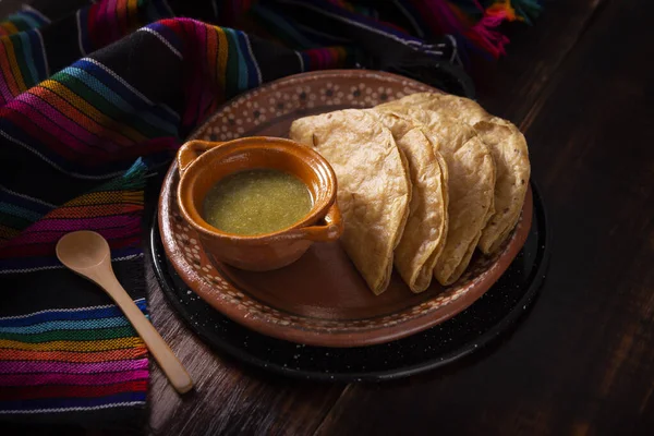 Quesadillas Doradas Quesadillas Fritas Hechas Con Tortillas Maíz Pueden Rellenar — Foto de Stock