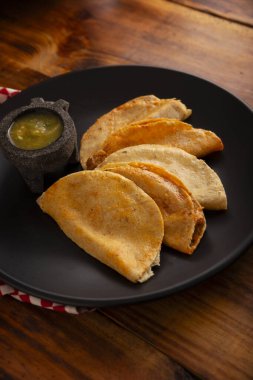 Tacos de Canasta, Tacos Sudados olarak da bilinen 