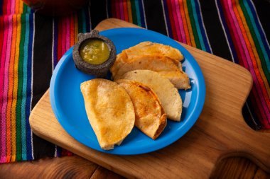 Tacos de Canasta, Tacos Sudados olarak da bilinen 
