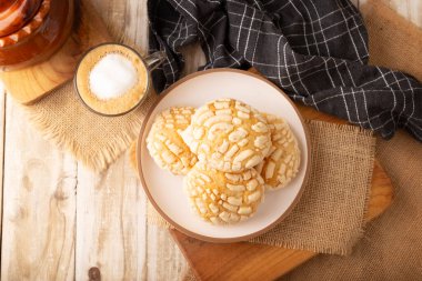 Conchas. Meksika usulü tatlı ekmek, deniz kabuğu görünümlü genellikle kahvaltıda kahve ya da sıcak çikolatayla yenir..