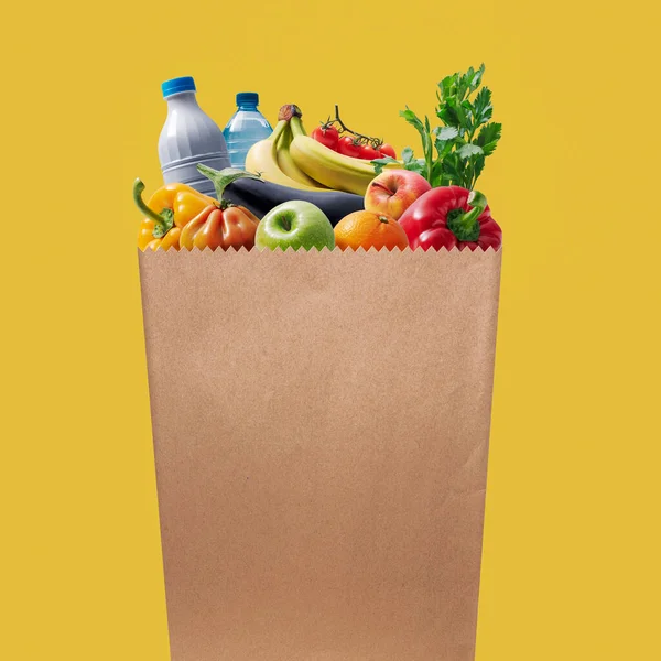 Papírový Sáček Plný Potravin Koncept Potravin Maloobchodu — Stock fotografie