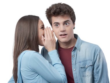 Sırları ve Fida onun sürpriz arkadaşına söylüyorum kız