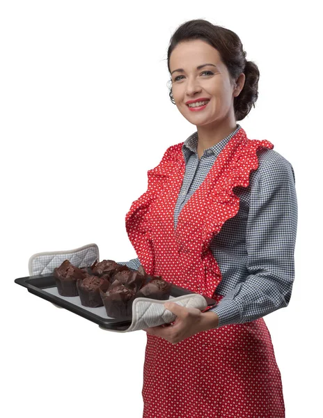 Smiling Vintage Woman Holding Baking Tray Chocolate Home Made Muffins — Stock Photo, Image