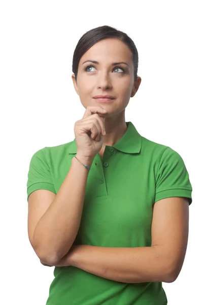 Uśmiechnięta Atrakcyjna Młoda Kobieta Zielonej Shirt Ręką Podbródek — Zdjęcie stockowe