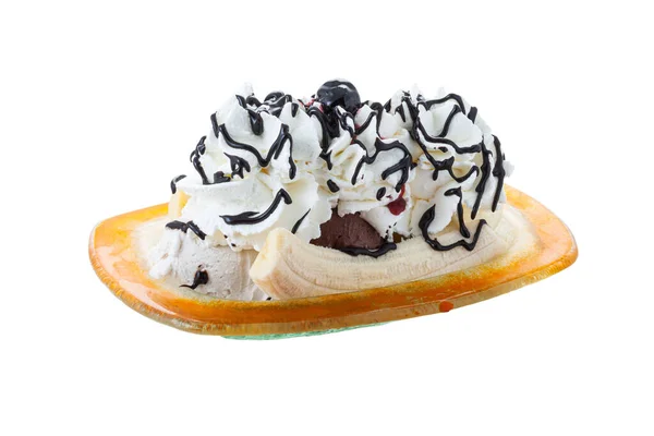 Leckerer Eisbecher Mit Bananensplit Auf Einem Teller Sommerliches Dessert — Stockfoto