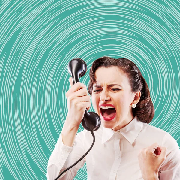Wütend Aggressive Sekretärin Schreit Telefon Vintage Stil — Stockfoto
