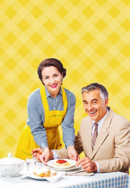 Vintage Smiling Woman Serving Pasta Lunch Her Happy Husband — Stock Photo, Image