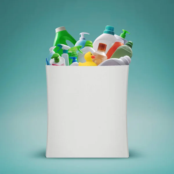 Surtido Artículos Para Hogar Detergentes Una Bolsa Compras Espacio Para — Foto de Stock