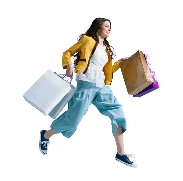 Fröhliche Einkaufsfreudige Frau Sie Trägt Einkaufstüten Und Rennt Die Neuesten — Stockfoto