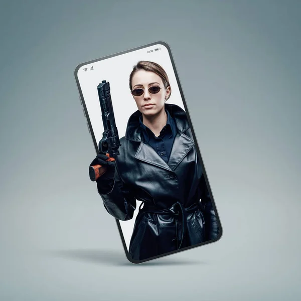 Cool Female Spy Agent Black Leather Coat Smartphone Videocall — Stock Photo, Image