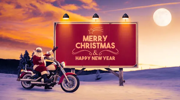 Крутий Байкер Санта Їде Мотоциклі Різдвяні Побажання Білборді — стокове фото