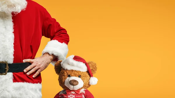 Santa Claus Cute Teddy Bear Posing Together Christmas Celebrations Concept — Stock Photo, Image