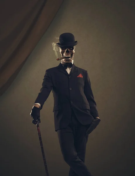 Scary Horror Character Skull Head Wearing Elegant Suit Posing — Stock Photo, Image