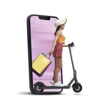 İnternetten alışveriş yapan ve scooter süren bir kadın.