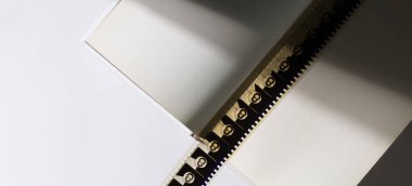 Boş kitap aç ve film şeridini kes: Sinematografi, sinema filmleri ve senaryo konsepti, boşluk kopyala
