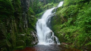 Dağlarda şelale - Kamienczyka şelalesi - Szklarska Poreba - Polonya