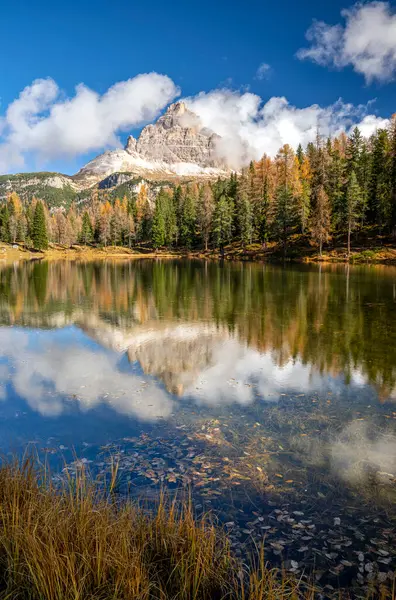 Beautiful Autumn Landscape Mountains Lago Antorno Italian Dolomites — Stock Photo, Image