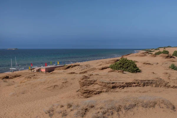 Пляж Острова Корфу Темно Жовтий Пісок Пляж Блакитною Лагуною — стокове фото