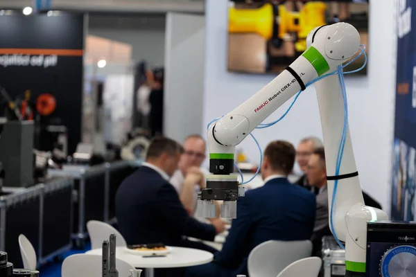 Polsko Poznan Června 2023 Průmyslový Robot High Tech Expo Itm — Stock fotografie
