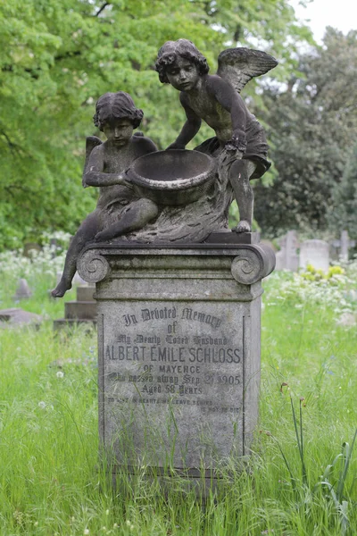 Лондон Великобритания Мая 2023 Года Большая Могила Бромптонском Кладбище Скульптура — стоковое фото