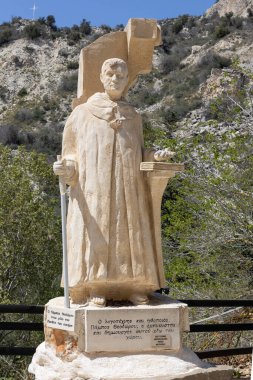 Neo Chorio, Kıbrıs. 01 Nisan 2024: Kıbrıs 'ta Adonis Hamamları Yakınındaki Aziz Heykel