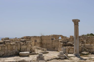 Kıbrıs Rum Kesimi Korint Sütunlu Kourion Harabeleri.