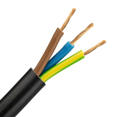 Bakır telli üç renkli elektrik kablosu.