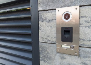Beton Duvarda Paslanmaz Çelik Interkom