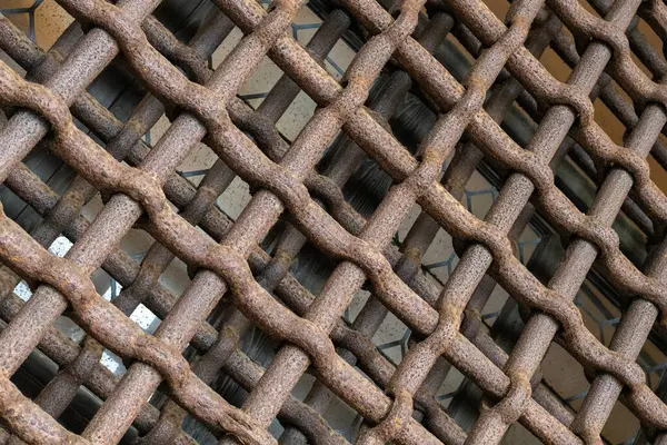 Paslı Demir Izgara Dokusunu Kapat