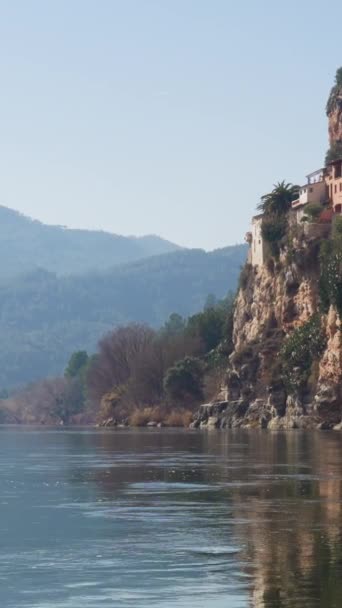 Old Town Miravet Templar Castle Top Ebro River Flowing Quietly — 图库视频影像