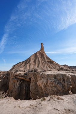 Bardenas Reales, İspanya 'da Castildetierra' nın yarı çöl manzarası.