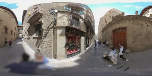 Barcelone Espagne Avril 2023 Promenade Sur Rue Bishop Dans Quartier — Video