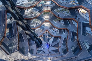 New York, Usa. Kasım 2019: Gemi, Manhattan 'daki Hudson Yardları Yeniden Geliştirme Projesi kapsamında inşa edilmiş bir yapı ve simgedir..