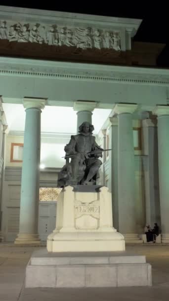 Madrid Espagne Novembre 2023 Vue Nuit Statue Bronze Diego Velazquez — Video