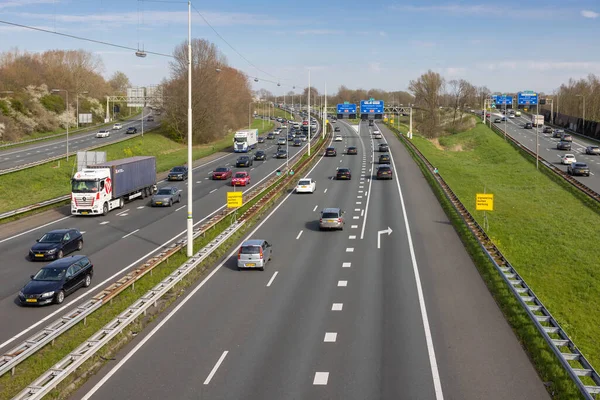 荷兰乌得勒支 2023年4月4日 东面荷兰A12高速公路靠近克拉夫 鲁内廷的景观 — 图库照片