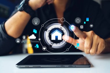 Akıllı ev sistemi ve yapay zeka konsepti. Hologram dijital sohbet robotu, uygulama, sohbet asistanı, sanal ekranda dijital sohbet robotu. Gelecekteki teknoloji dönüşümü.