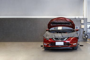 Araba tamiri ve bakım hizmetleri otomotiv endüstrisi için tasarlandı. Garajımızda ustalık ve güvenilir hizmet..