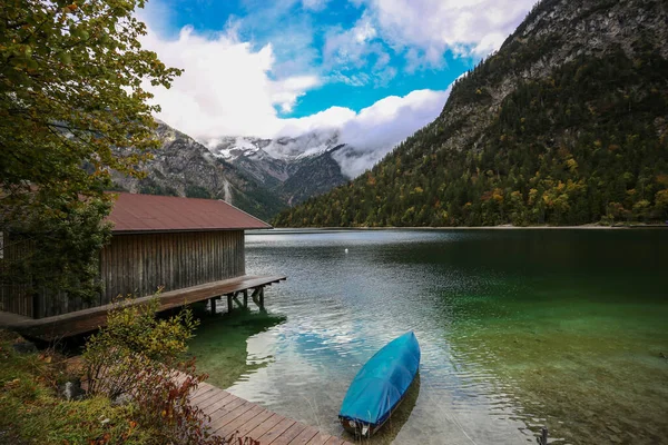 Tomber Lac Plansee Avec Eau Turquoise Dans Silence Récréatif — Photo