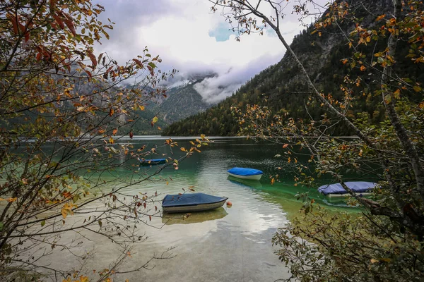 Caduta Lago Plansee Con Acqua Turchese Silenzio Ricreativo — Foto Stock