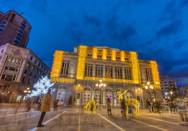 Oviedo Hiszpania Grudnia 2022 Świąteczne Dekoracje Ulicami Oviedo Asturii Hiszpania — Zdjęcie stockowe