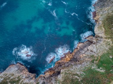 Ribadesella, Asturias İspanya 'daki Cehennem Kayalıkları' nın havadan görünüşü