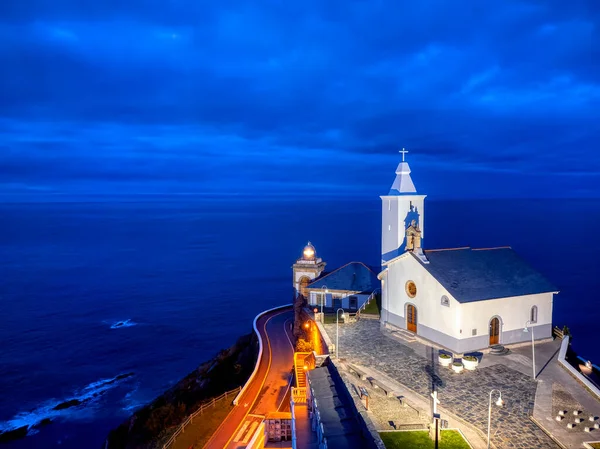 Hermitage Nuestra Seora Blanca Luarca Met Vuurtoren Cantabrische Zee Asturië — Stockfoto