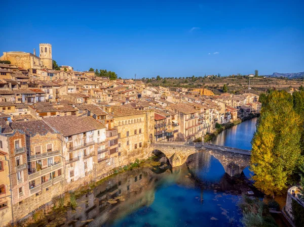 Luftutsikt Över Briones Med Kyrkan Nuestra Seora Asuncion Rioja Spanien — Stockfoto