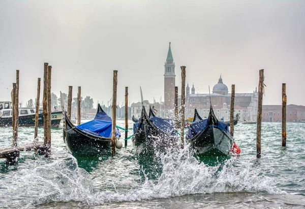 Gondolas Parked San Marco Square High Tide Waves Venice Italy — Stock Photo, Image