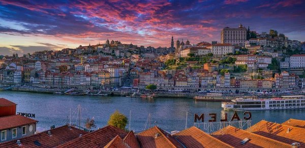 Порту Португалия Сентября 2019 Года Вид Набережную Старый Город Вила Стоковое Изображение
