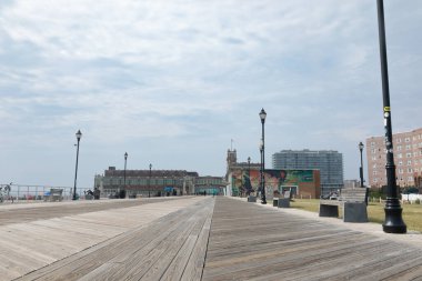 Asbury Park, New Jersey - 29 Temmuz 2024: Meşhur Asbury Park Tahta Yolu manzarası
