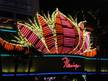 Las Vegas, Nevada - 24 Ekim 2009 Flamingo Las Vegas Otel ve Kumarhanesi tabelasının manzarası