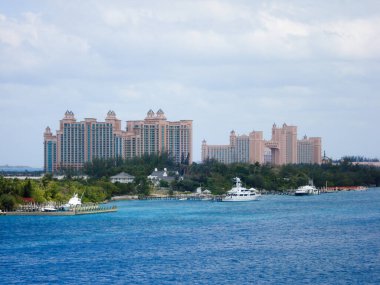 Nassau, Bahamalar - 15 Nisan 2008: Cennet Adası 'ndaki Atlantis tatil beldesinin manzarası