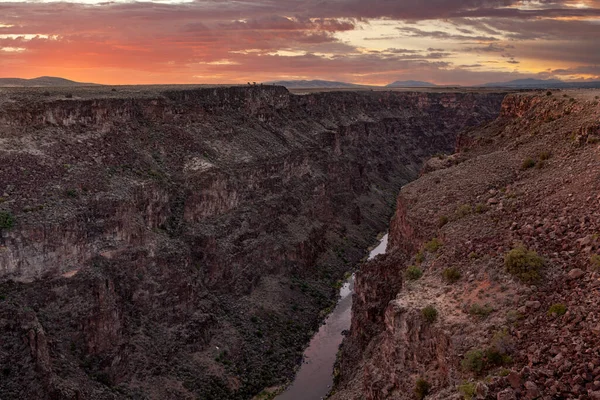 Rio Grande Gorge Taos County New Mexico Sunset 图库图片
